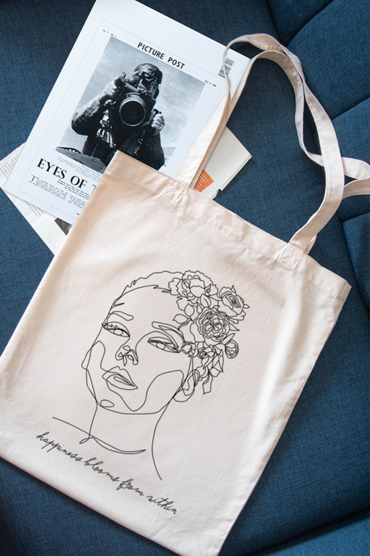 Happiness blooms from within vászontáska